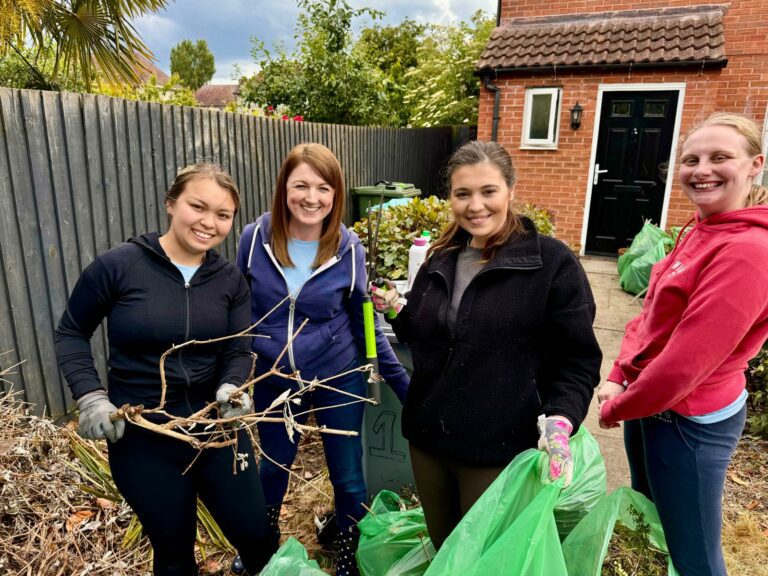 The team filled over 30 bags of rubbish on the day of volunteering!